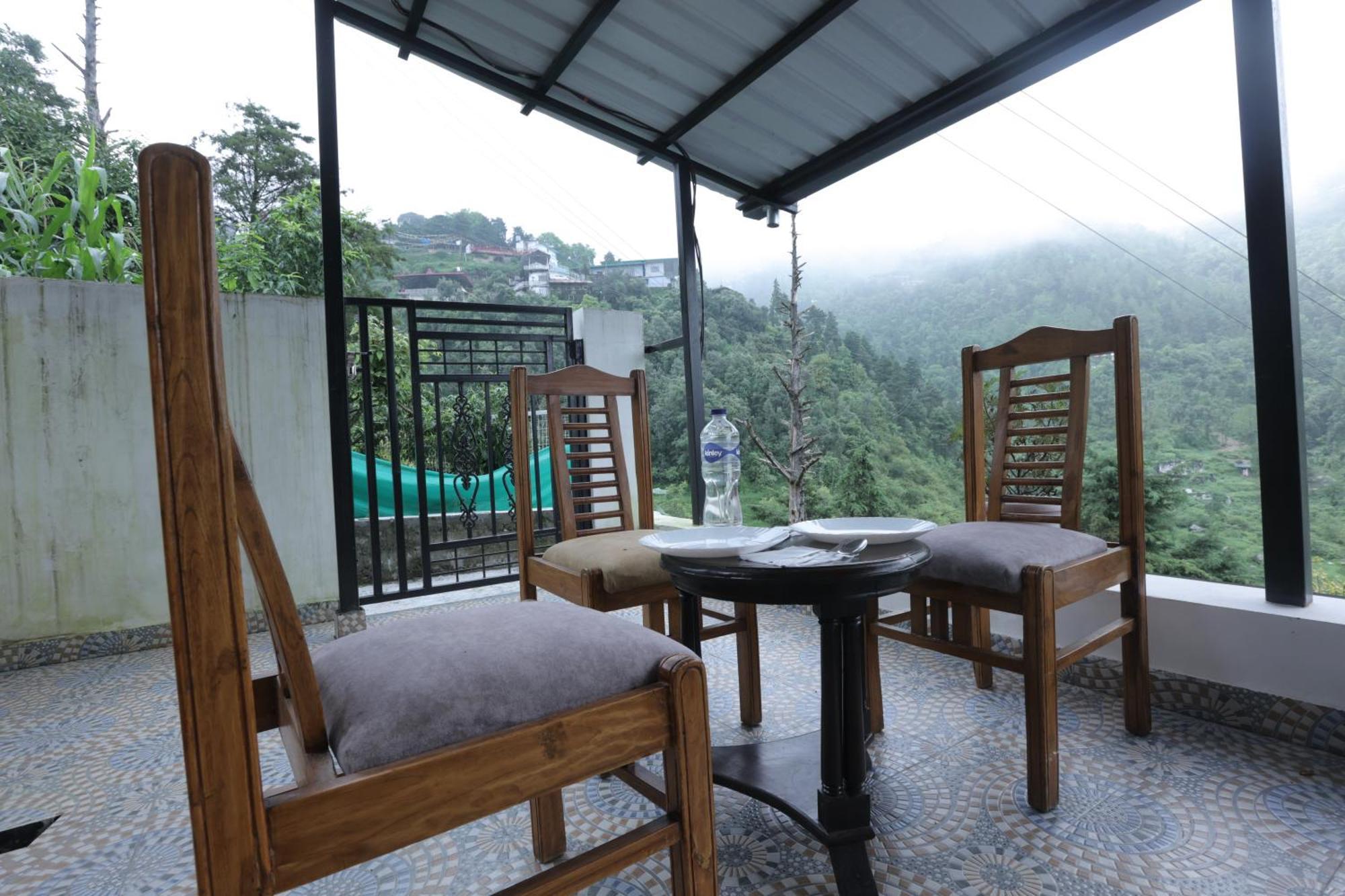Studioz Paradise Hills Mussoorie Exterior photo