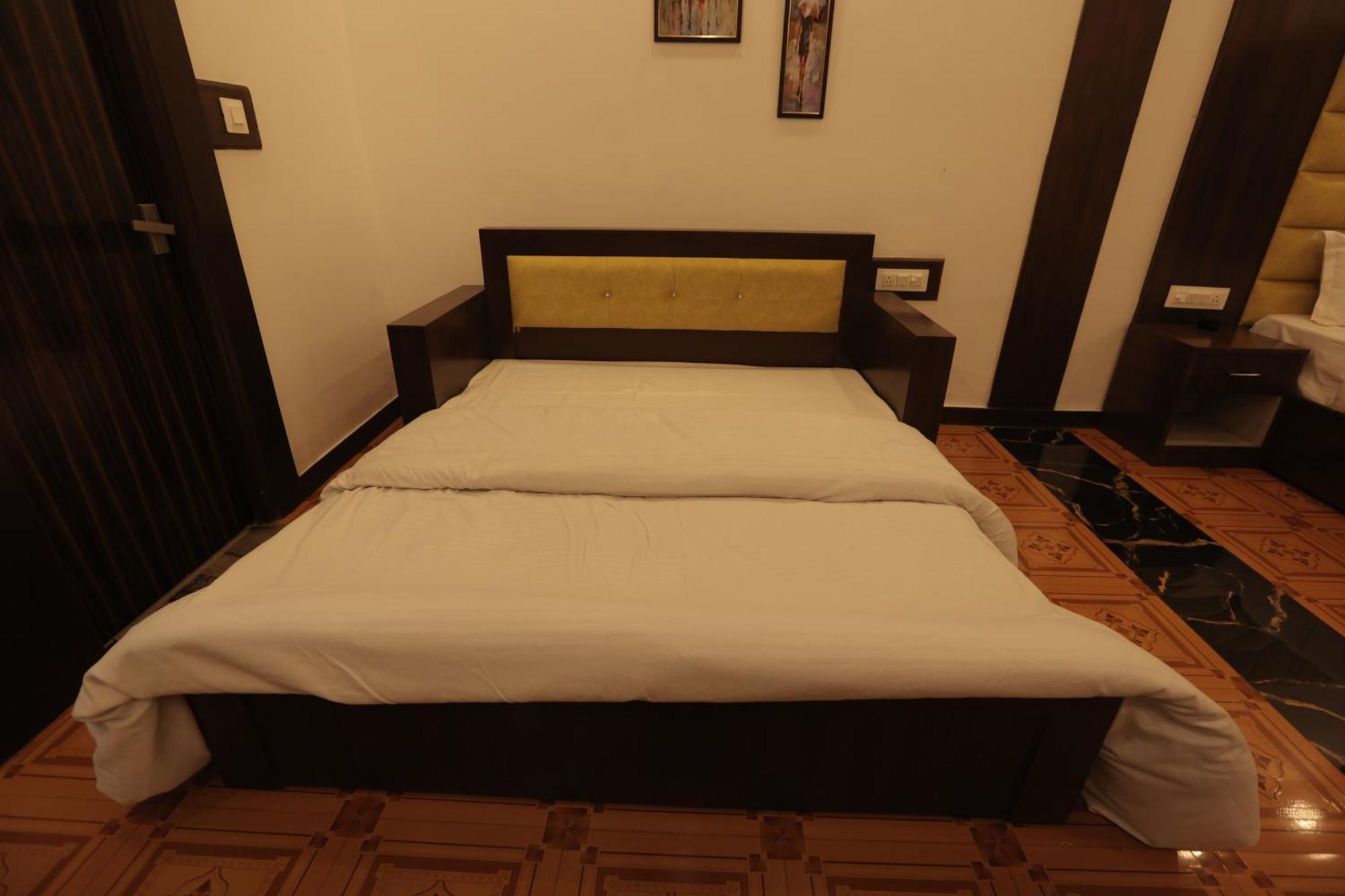 Studioz Paradise Hills Mussoorie Exterior photo